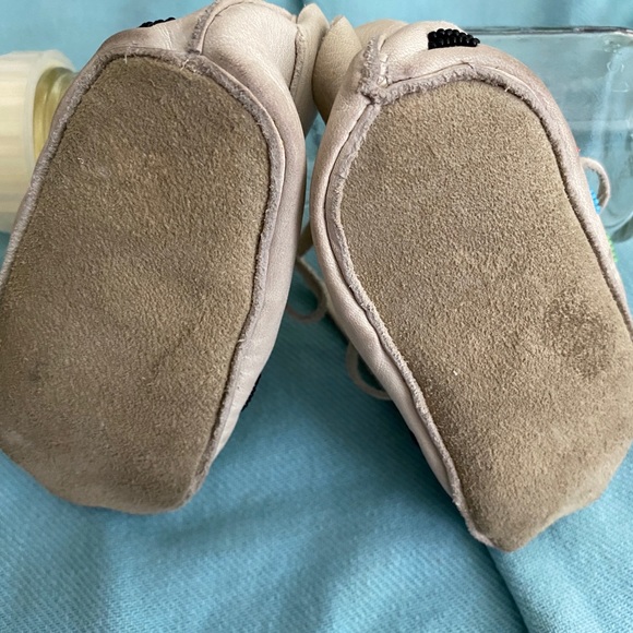 BEAUTIFUL NATIVE AMERICAN DEERSKIN MOCCASINS 🪶 - Picture 4 of 15